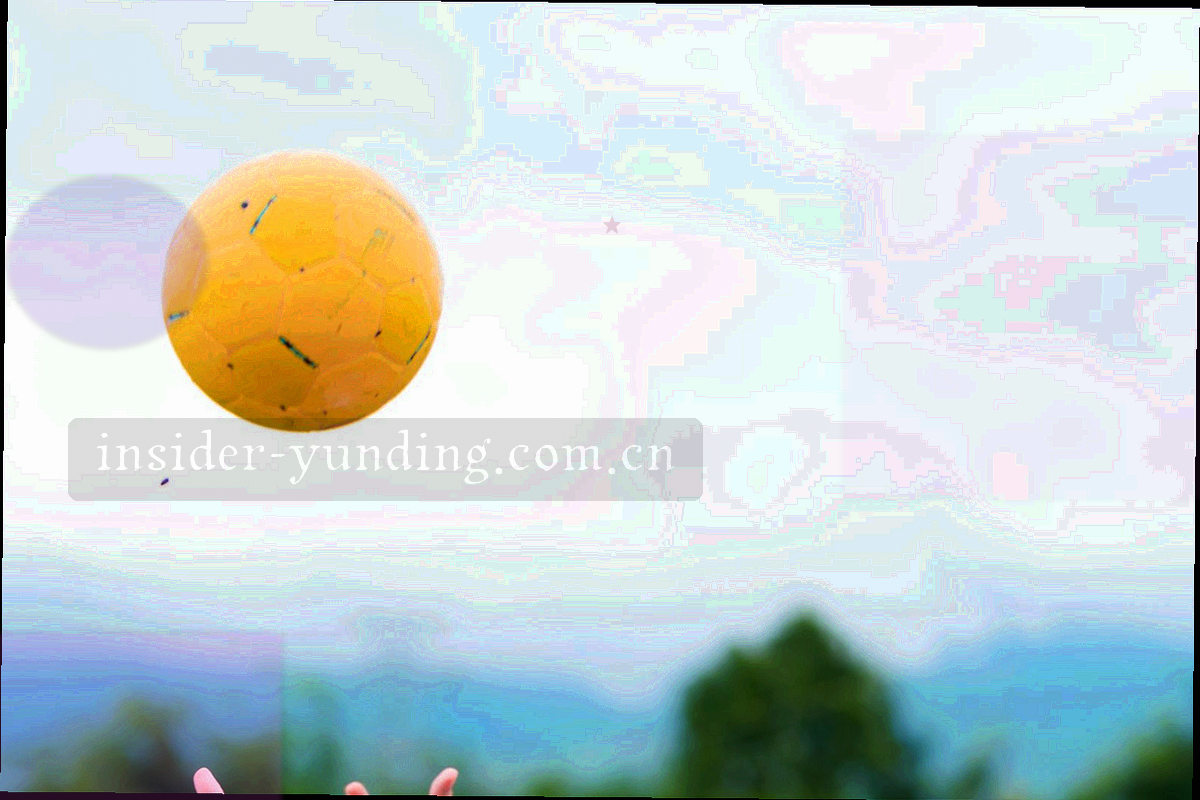 多机型轮廓与细线标注的抽象排列